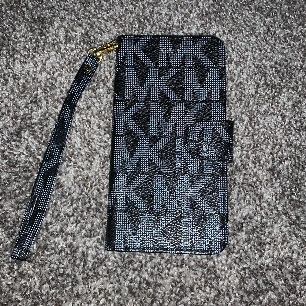 Michael Kors iPhone case. Fits 7/8+ NWOT